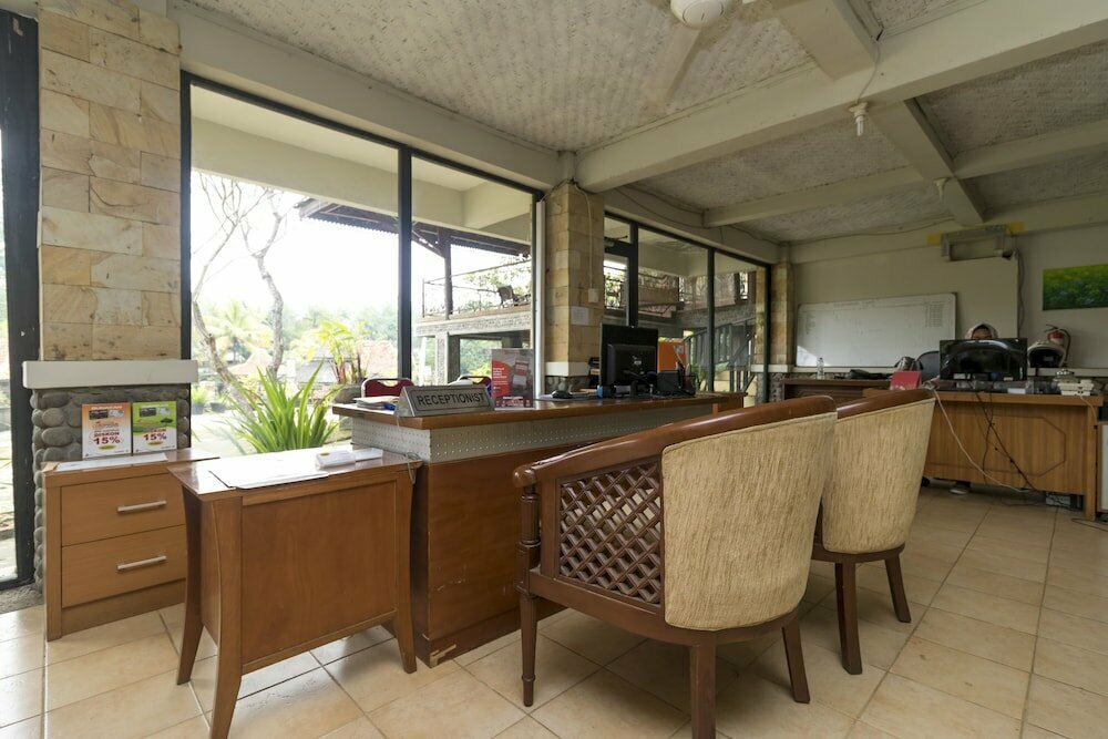 Hotel RedDoorz @ Desa Cijulang Sentul, West Java, photo