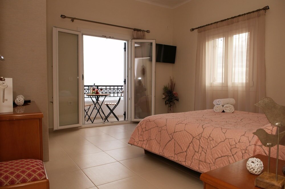 Фото Frantzeskos Apartments