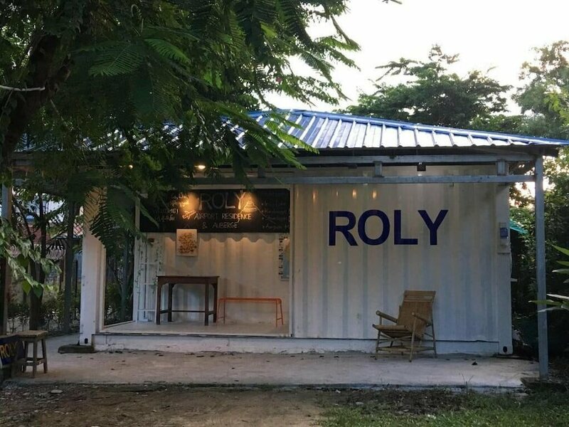Гостиница Roly Airport Residence в Янгоне