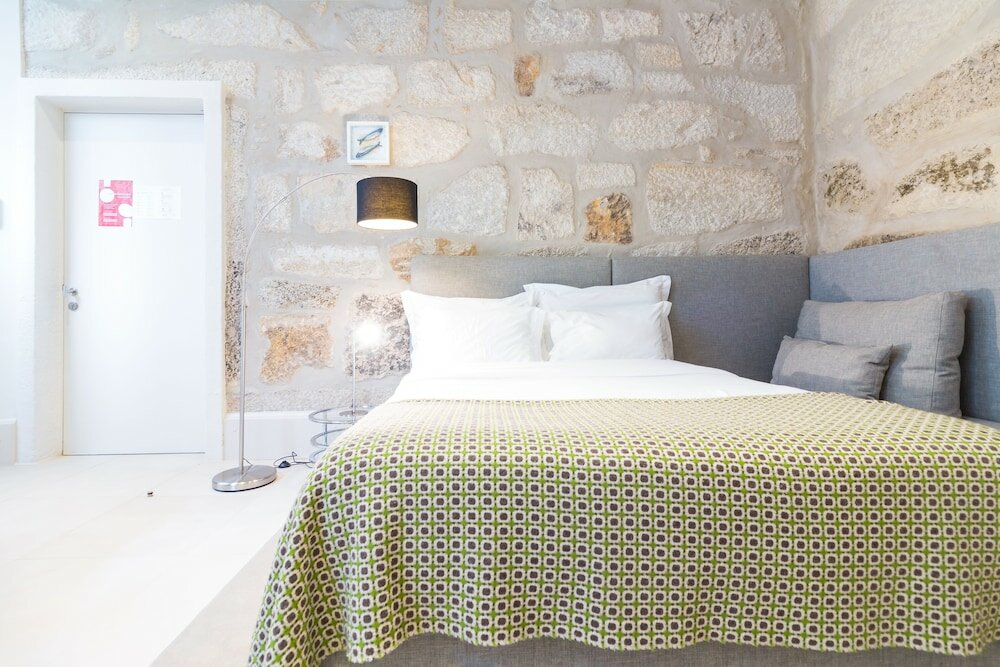 Фото Oporto Near Apartments