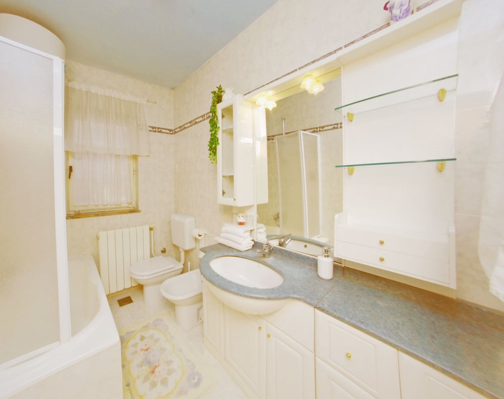 Фото Vacation Pool Apartments