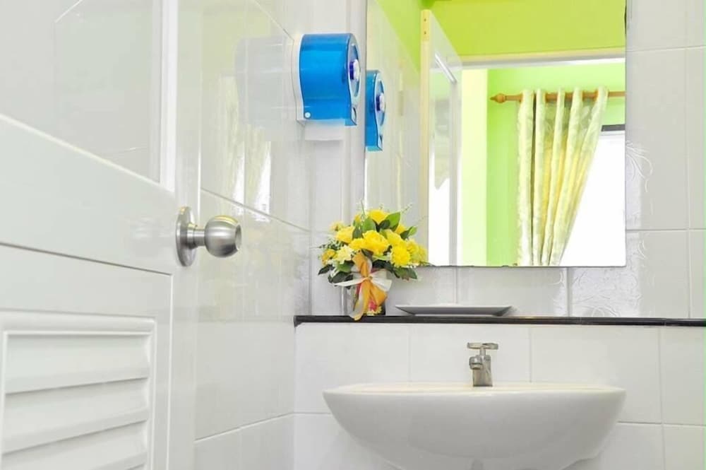 Фото At Home Suanphung