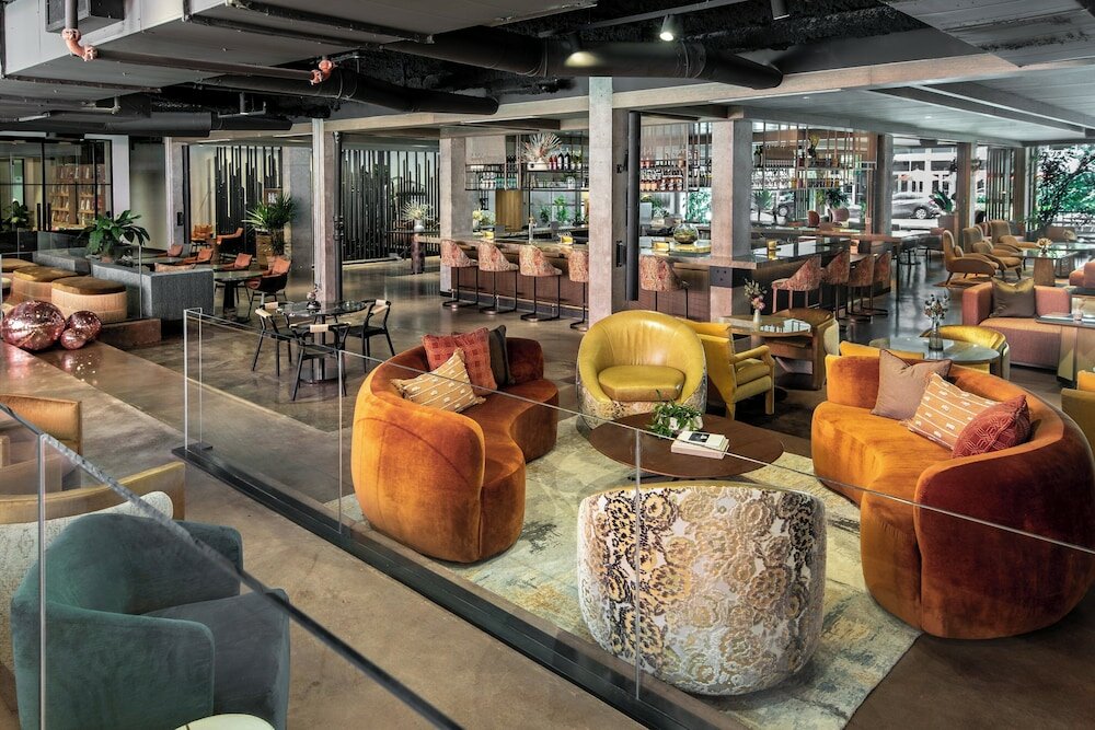 Фото Yours Truly Dc