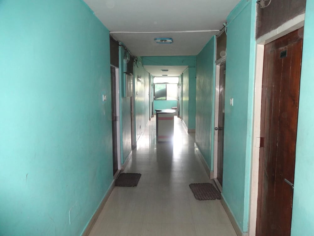 Фото Hotel Ajatsatru
