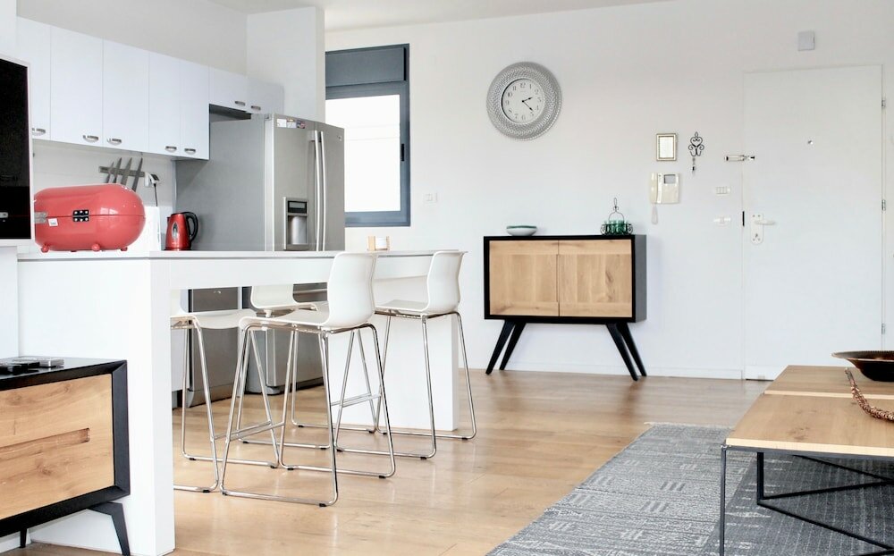 Фото Stunning Duplex Near the Sea