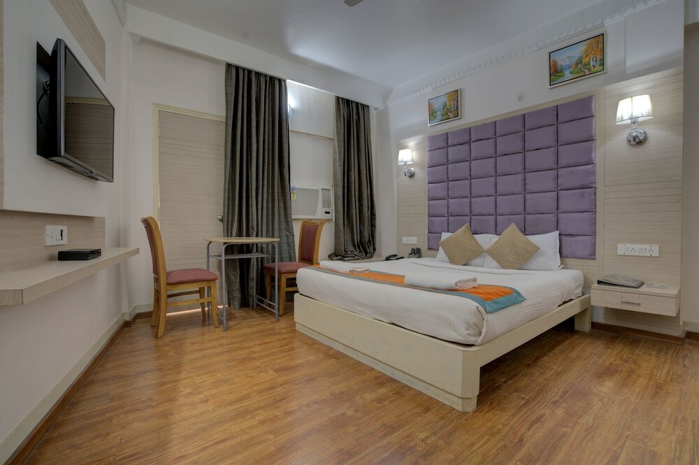 Фото Hotel Mahadev Palace