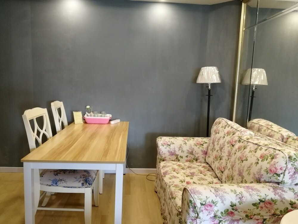 Фото Mamaya Apartment Hotel