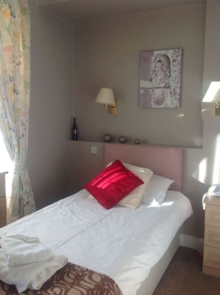 Фото George Hotel