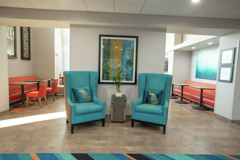 Фото Hampton Inn & Suites Oklahoma City/Quail Springs