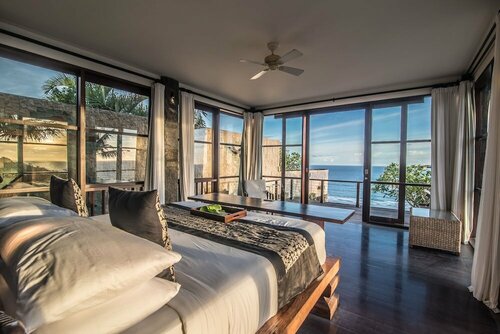 Гостиница Absolute Cliff Front Pandawa Beach Villa
