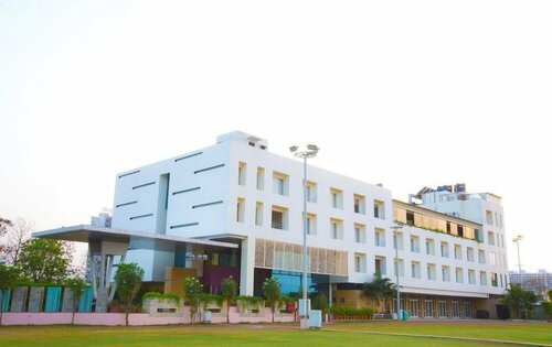 Гостиница Hotel Waterlily Indore