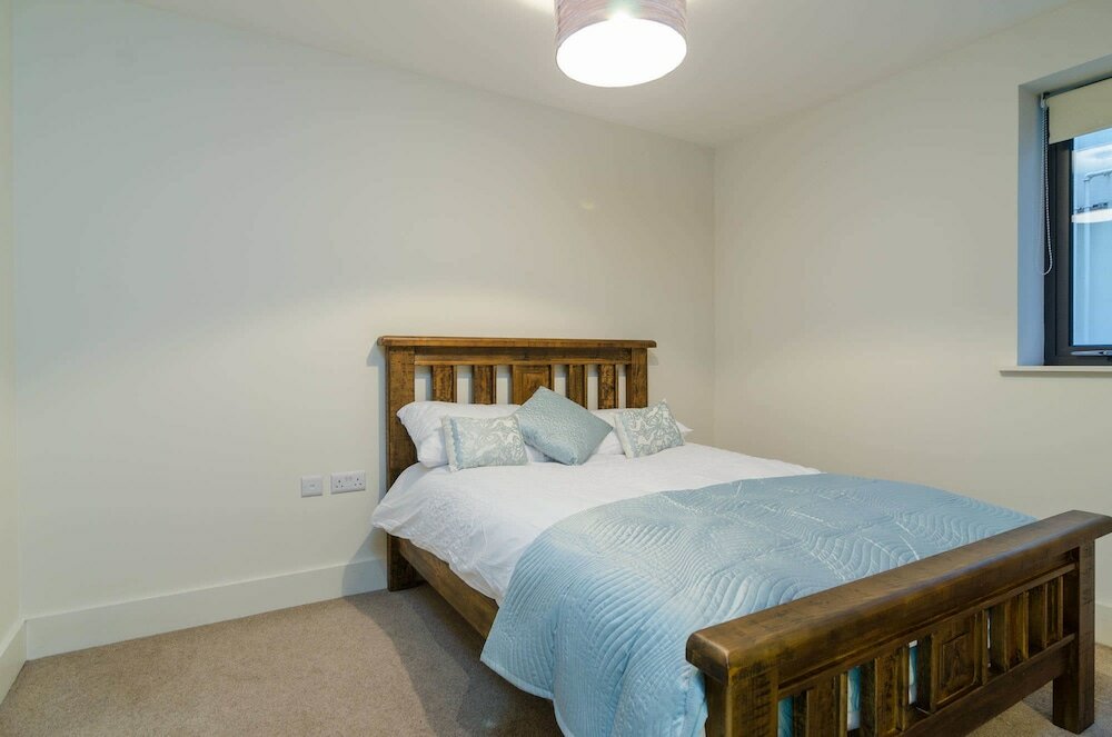 Фото Custom House Square: Cathedral Quarter