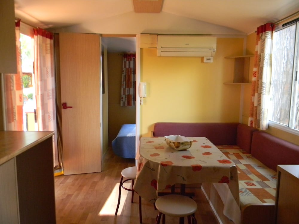 Фото Happy Camp in Camping Villaggio Thurium