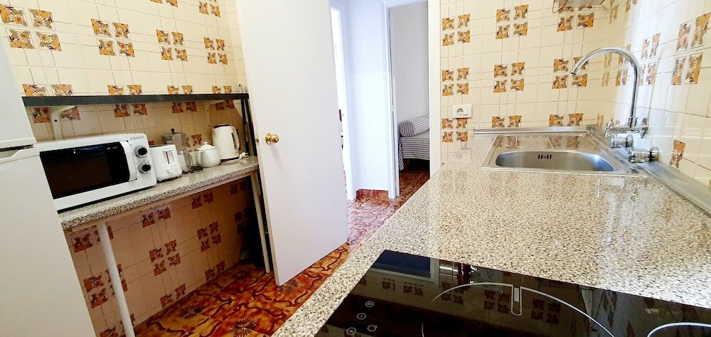 Фото Granada Apartments Ibiza