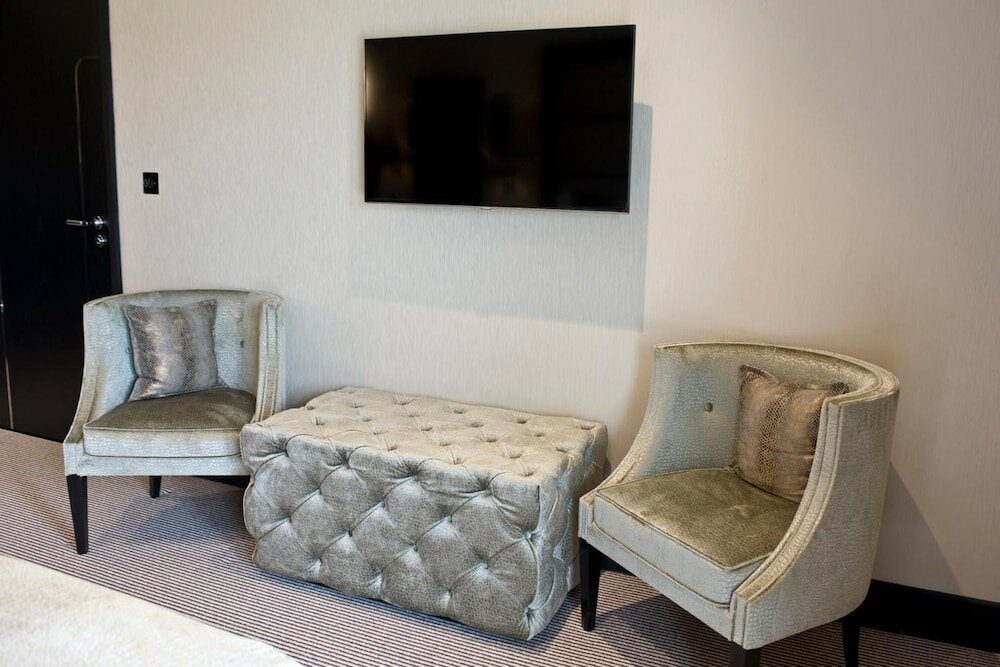 Фото The Lodge at Kingswood