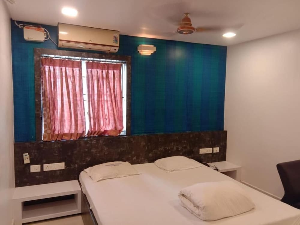 Фото Kalaimagal Residency