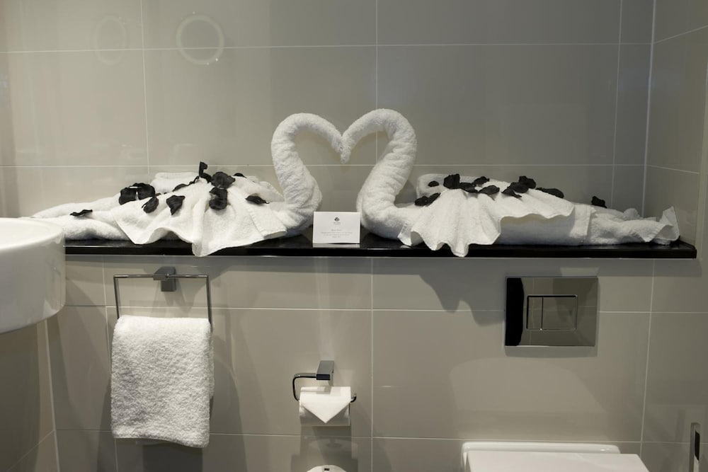 Фото The Lodge at Kingswood