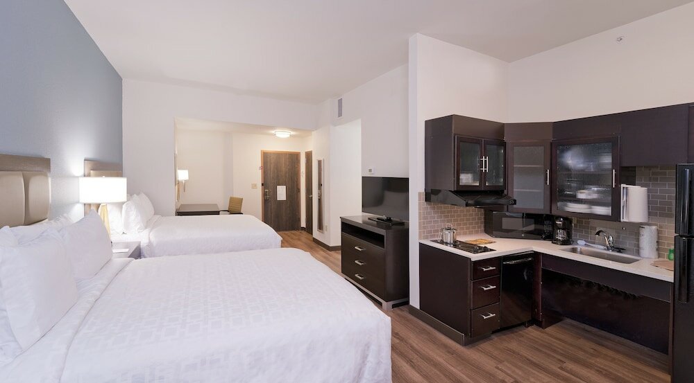 Фото Candlewood Suites Baltimore - Inner Harbor, an Ihg Hotel