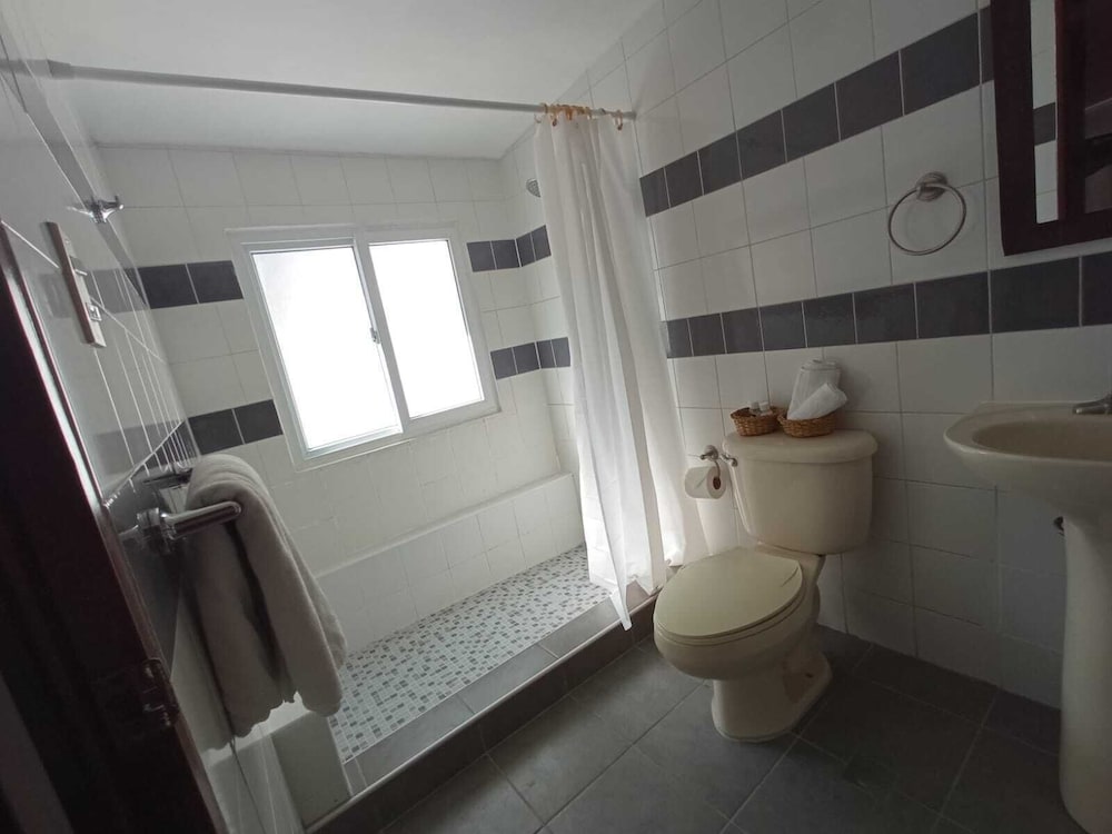 Фото Cinco Hotel