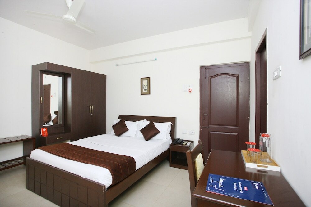 Фото Oyo 10130 Felicity Inn Nungambakkam