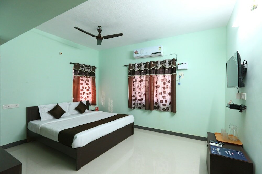 Фото Oyo 7722 Sorgam Serviced Apartments