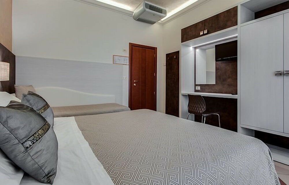 Фото Hotel Dolce Vita Cesenatico