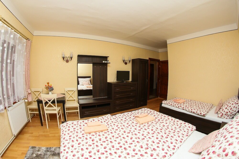 Фото Mini Hotel Abraka