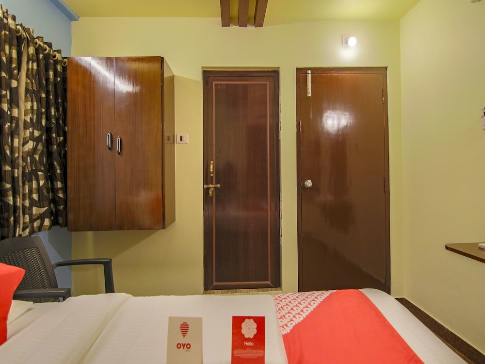 Фото Oyo 10711 Hotel Nsnr Residency
