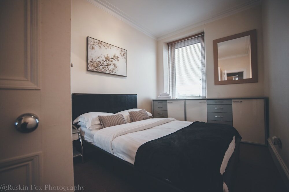 Фото Suite Apartments Aberdeen City