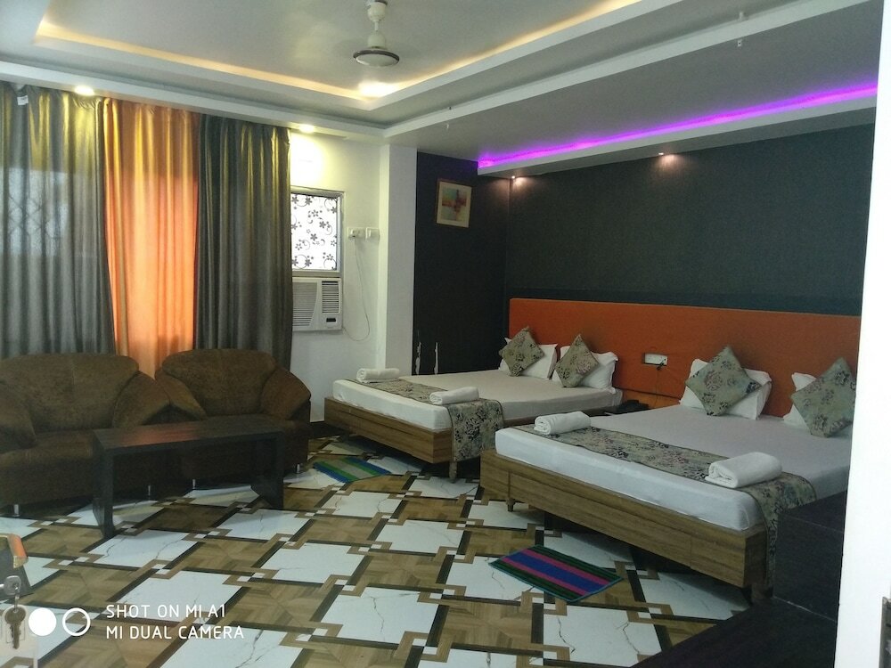 Фото Hotel Rajkamal