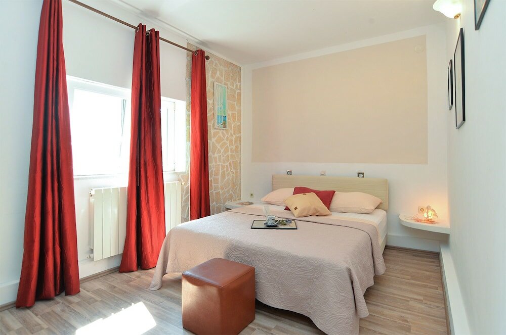 Фото Apartments Jasmine 1008