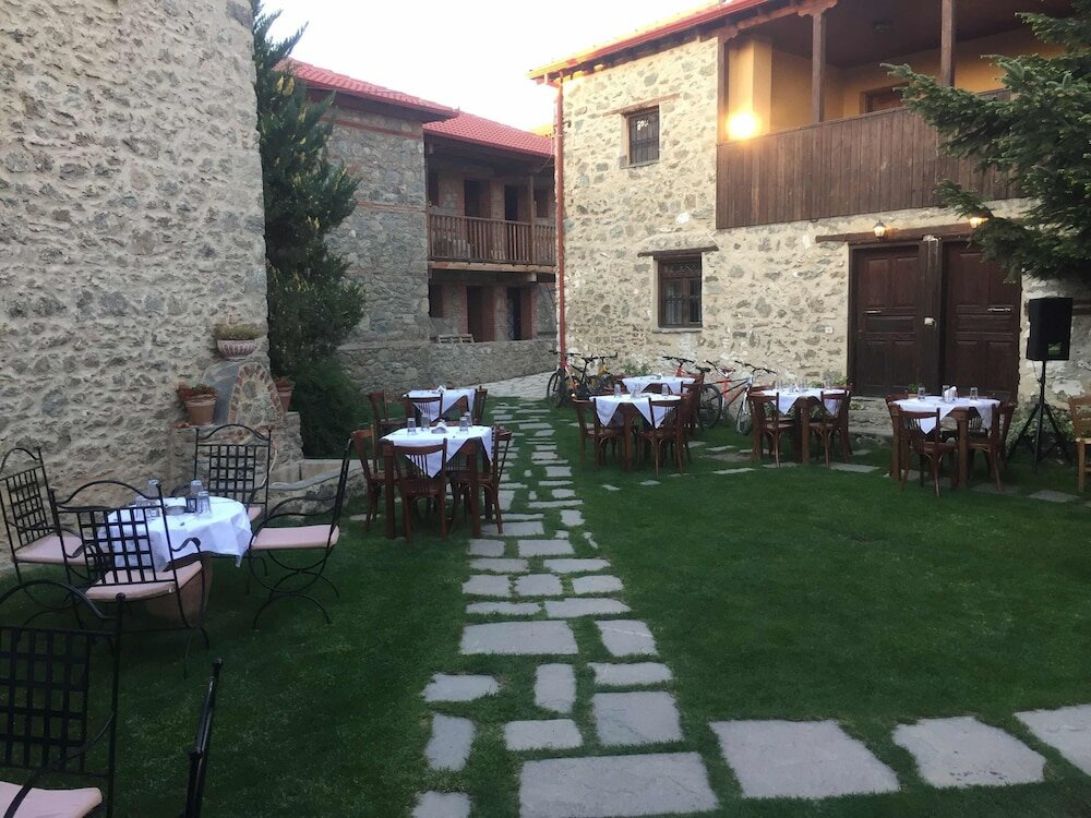 Фото Agios Germanos Traditional Hotel