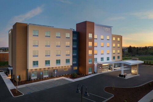 Гостиница Fairfield Inn & Suites by Marriott Santa Rosa Rohnert Park