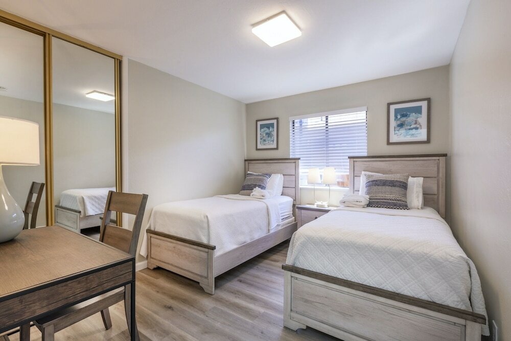 Фото Marbella Lane Duplex San Jose