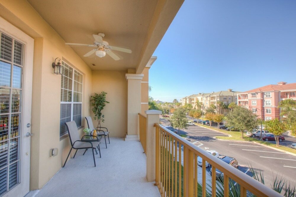 Фото Lovely Third-floor Vista Cay Resort Condo!