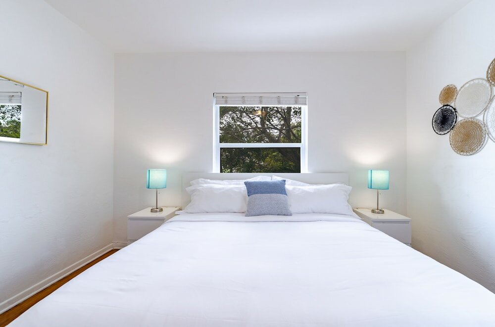 Фото The Blue Parrot