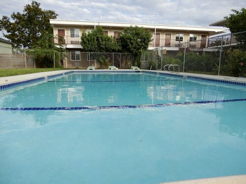 Гостиница Fiesta Inn McAllen в Мак-Аллене