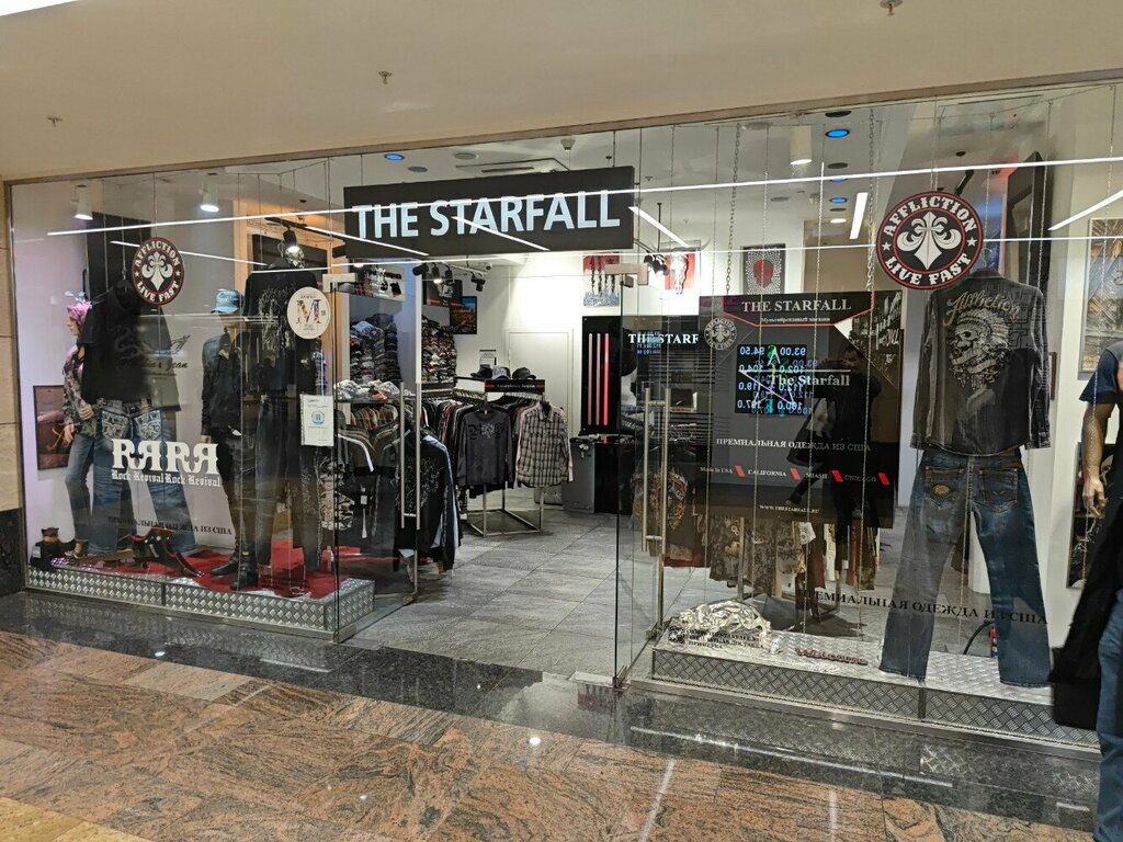 Магазин одежды Affliction в The Starfall, Москва, фото