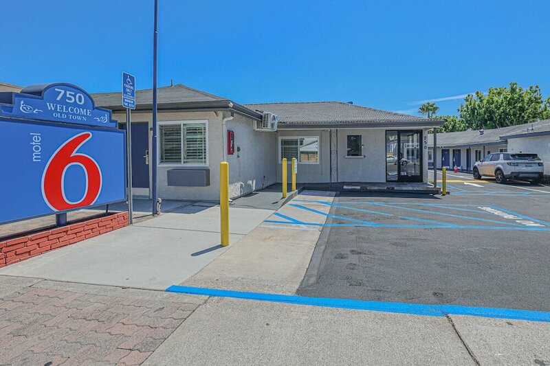 Гостиница Motel 6 Tustin, Ca – Orange County в Тастине