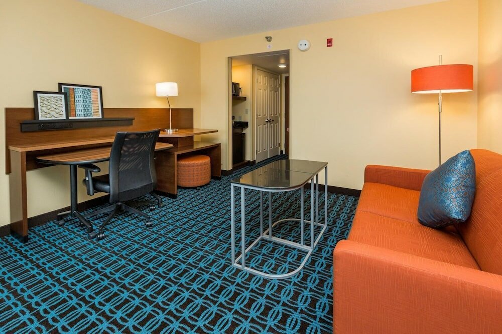 Фото Fairfield Inn and Suites by Marriott Des Moines West