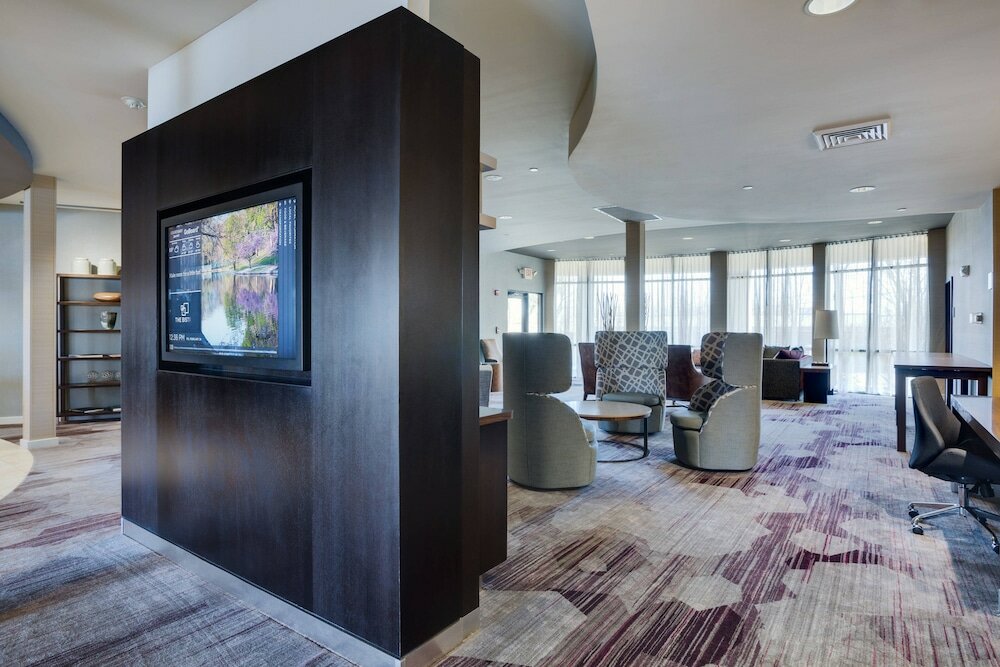 Фото Courtyard Marriott Providence Warwick