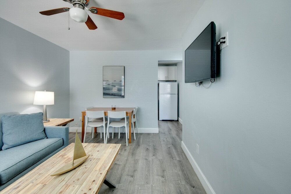 Фото The Bungalows