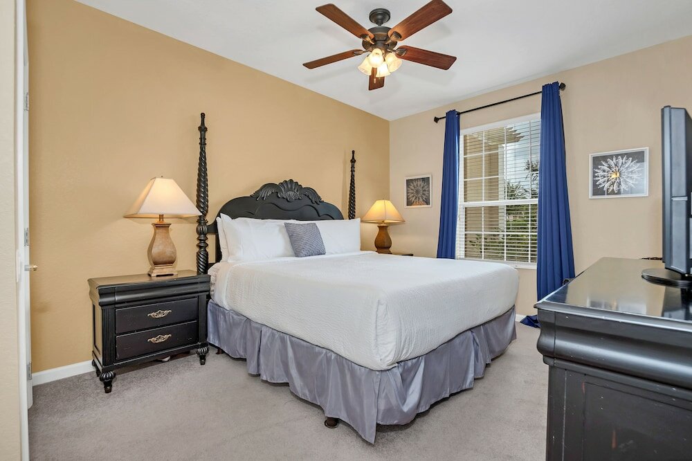 Фото Renovated Condo by Convention Center & I-drive