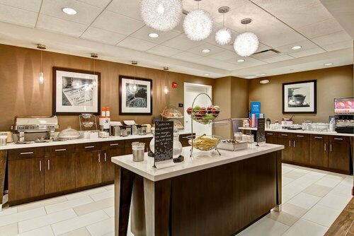 Гостиница Hampton Inn & Suites Detroit/Troy в Трое