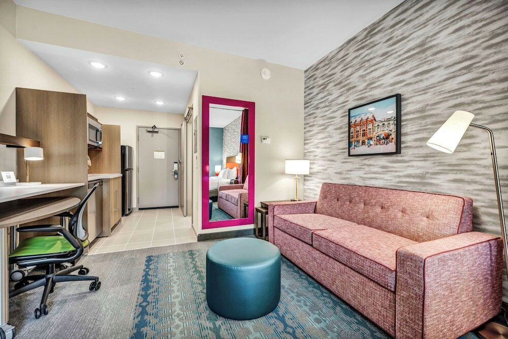 Фото Home2 Suites by Hilton Raleigh State Arena