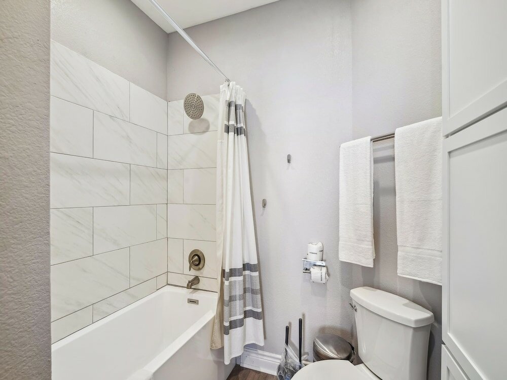 Фото Sand and Sun Beachfront