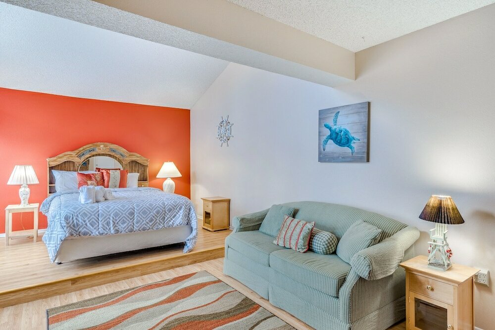 Фото Madeira Beach Yacht Club