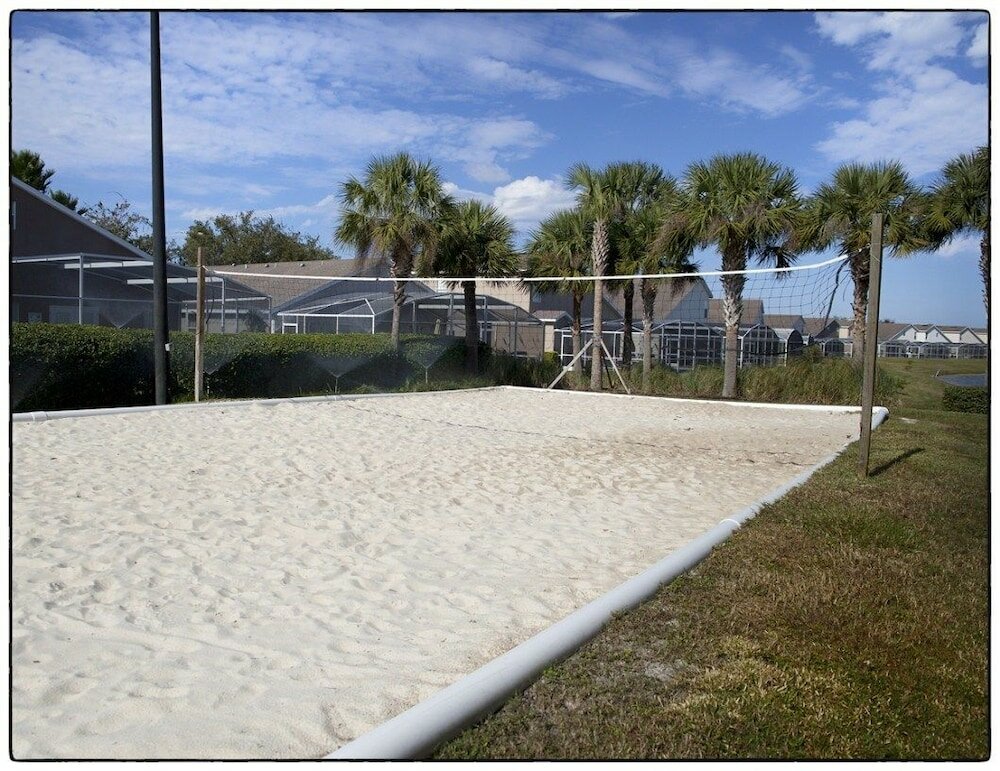 Фото Ov969 - Hampton Lakes - 4 Bed 3 Baths Villa