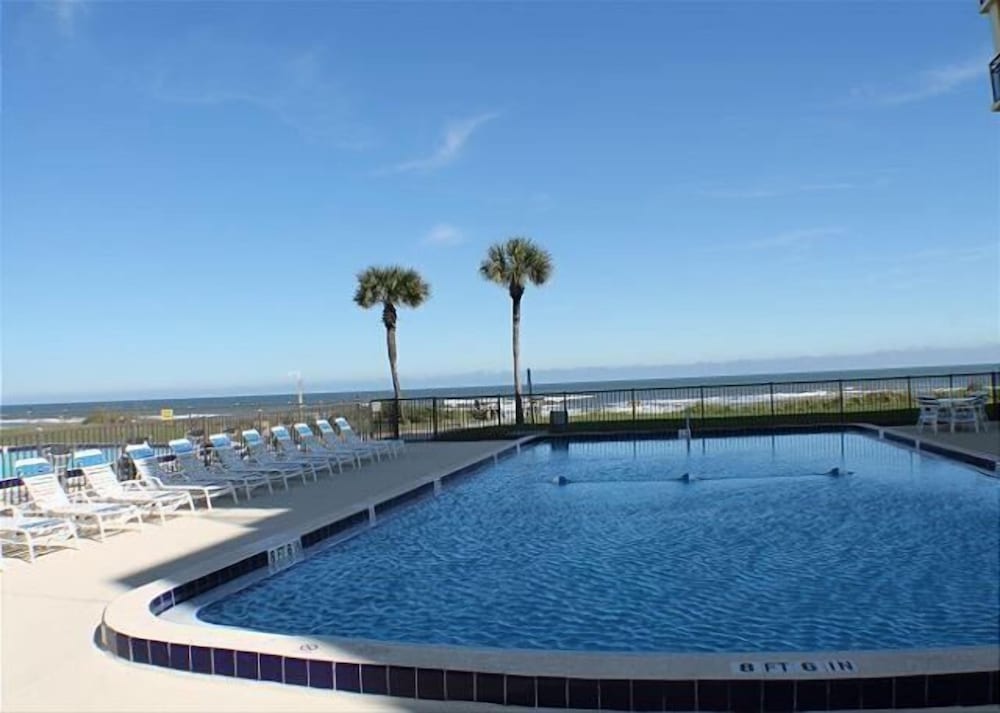 Фото 3 Bedroom Oceanfront Luxury Condo - Sand Dollar III, 404