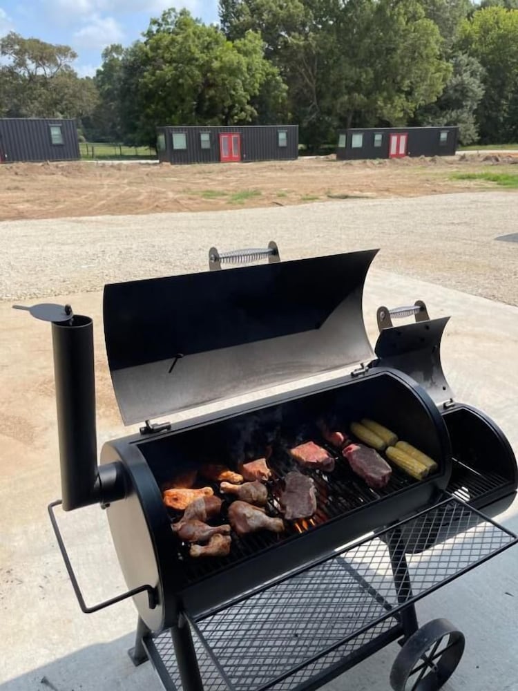 Фото Happy Goat Retreat